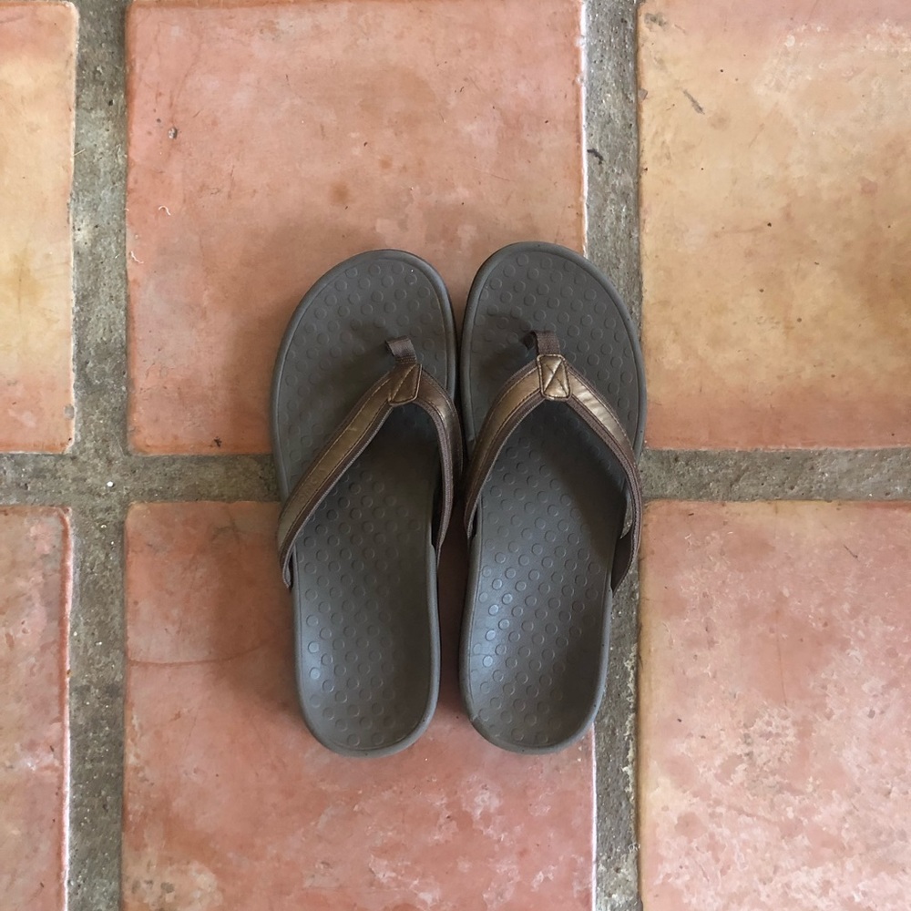 Vionic sandals